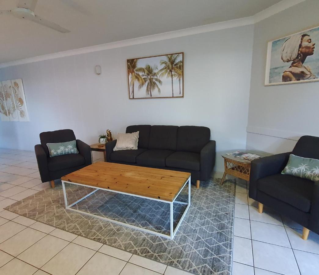 Villa Venezia Apt 3 - Spacious Hervey Bay Beachfront Apartment Buitenkant foto