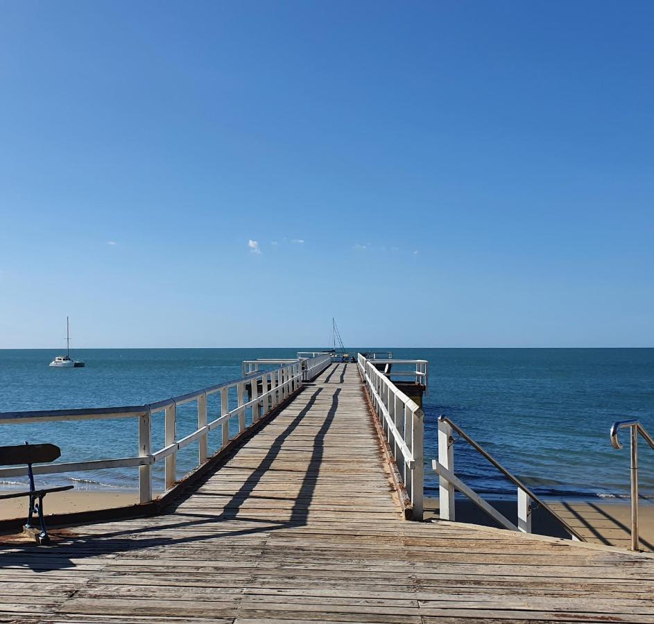 Villa Venezia Apt 3 - Spacious Hervey Bay Beachfront Apartment Buitenkant foto
